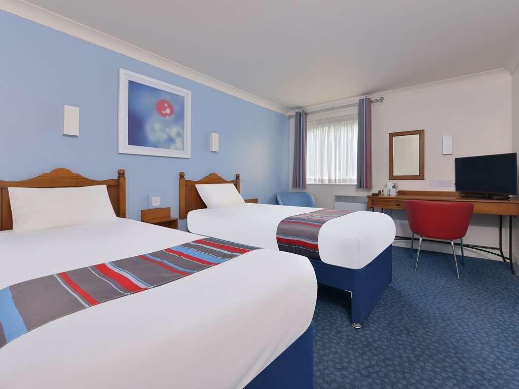 Travelodge Birmingham 킹스윈포드 객실 사진